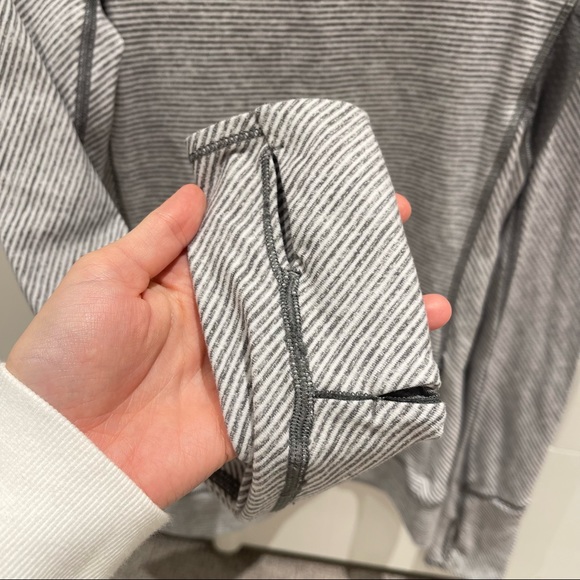 Lululemon Think Fast Long Sleeve in Tonka Stripe Heathered Slate White / Slate - Picture 9 of 14